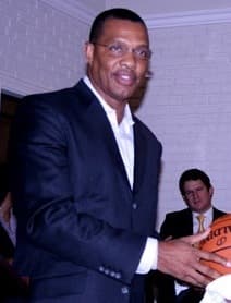 Alvin Gentry coached the Suns to a Western Conference finals appearance in 2010.