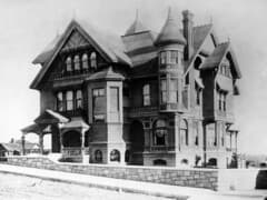 File:Rose_mansion.jpg
