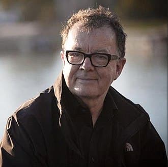 Director Brian Grant directed the music video to "I Wanna Dance with Somebody" (Who Loves Me).