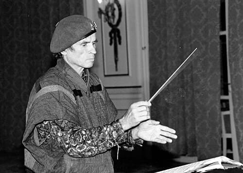 Nureyev's first time conducting an ensemble, in Deauville, France (1991)