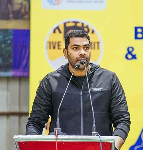 File:Aadhavarjuna.jpg