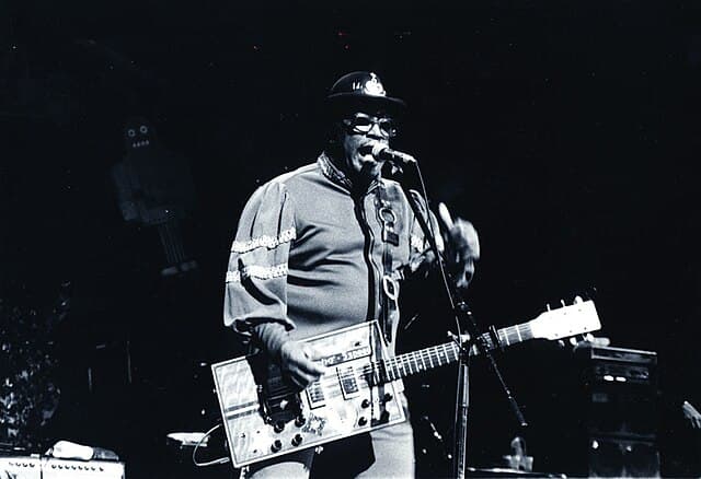 Bo Diddley's "Bo Diddley beat" is a clave-based motif.