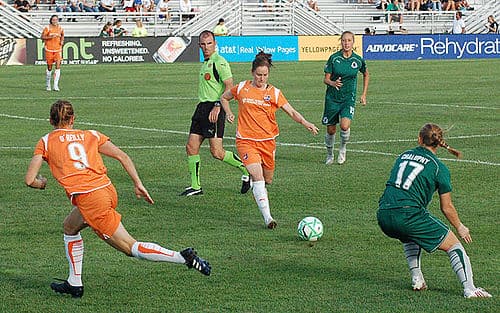 Sky Blue FC battle in St. Louis during the 2009 postseason