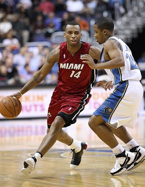 Daequan Cook won the 2009 Foot Locker Three-Point Shootout.