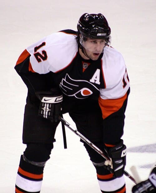 Simon Gagne played for the Flyers from 1999 to 2010, and in 2012–13.