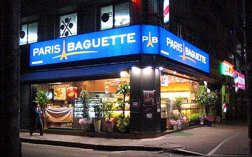 Paris Baguette (1988), the leading South Korean bakery chain