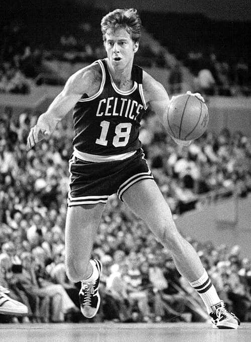 File:Dave_Cowens.jpeg