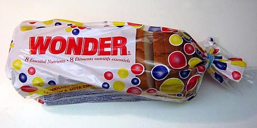 Wonder Bread in its former Canadian packaging