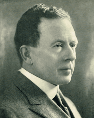 Magician Joseph Rinn who observed Piper, concluded she was a fraud.