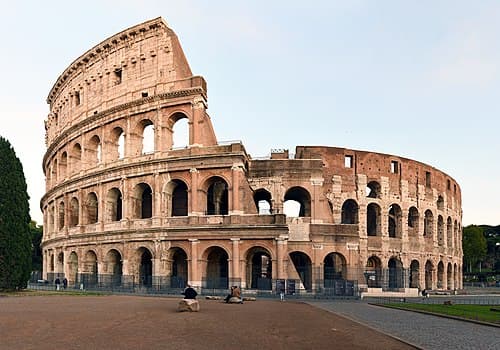 File:Colosseo_2020.jpg