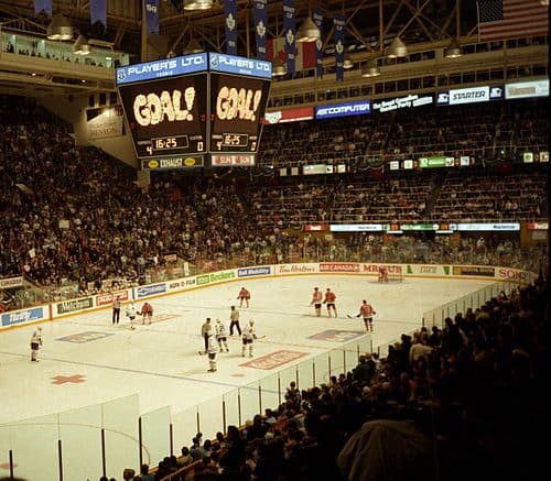 First game between the Leafs and Chicago Blackhawks during the 1994 Stanley Cup playoffs at Maple Leaf Gardens.