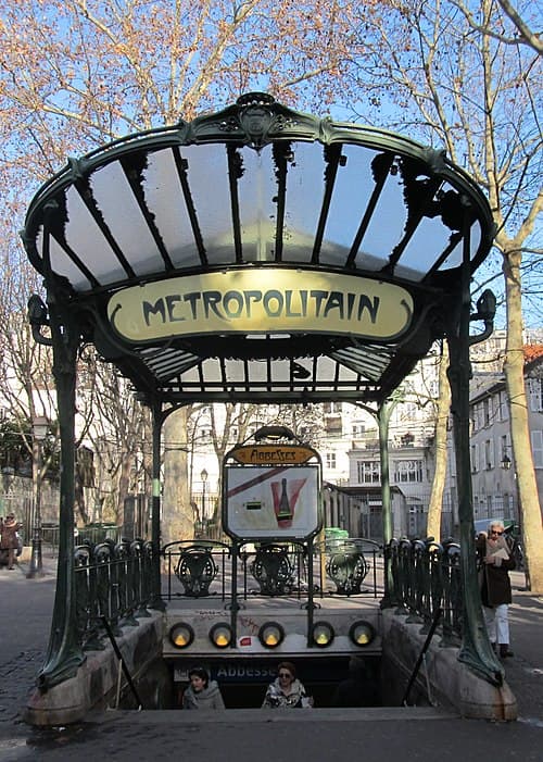 File:Abbesses.JPG