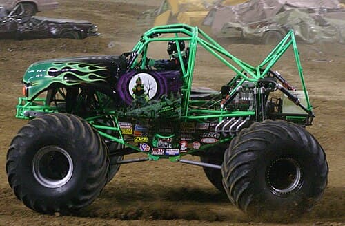 Grave Digger 7 with most of its body missing.