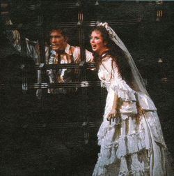 Steve Barton and Sarah Brightman in the final scene