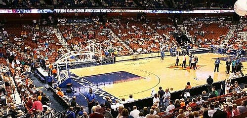 Mohegan Sun Arena filling up before a game.
