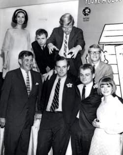 Clark Gesner with director Joseph Hardy and the original 1967 cast of You're a Good Man, Charlie Brown