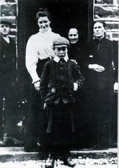 Michael Collins aged 10–11 at newly built Woodfield House
