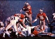 Roger Craig (middle) and Joe Montana (right) led the 49ers to their second Super Bowl victory (XIX) in four seasons.